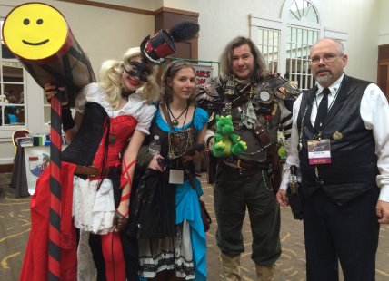 Steampunk cosplay with Harley Quinn